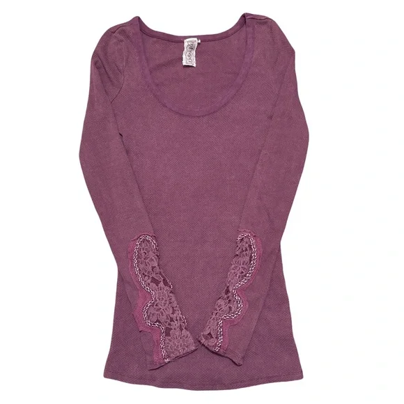 Free People • Crafty Lace Cuff Long Sleeve Thermal Top Burgundy S - Picture 1 of 12
